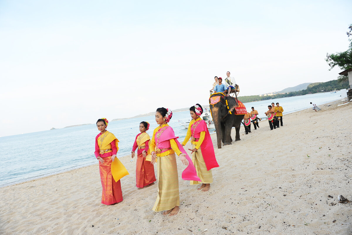 Hansar Samui Weddings